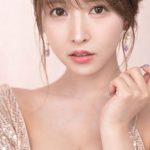 三上悠亜